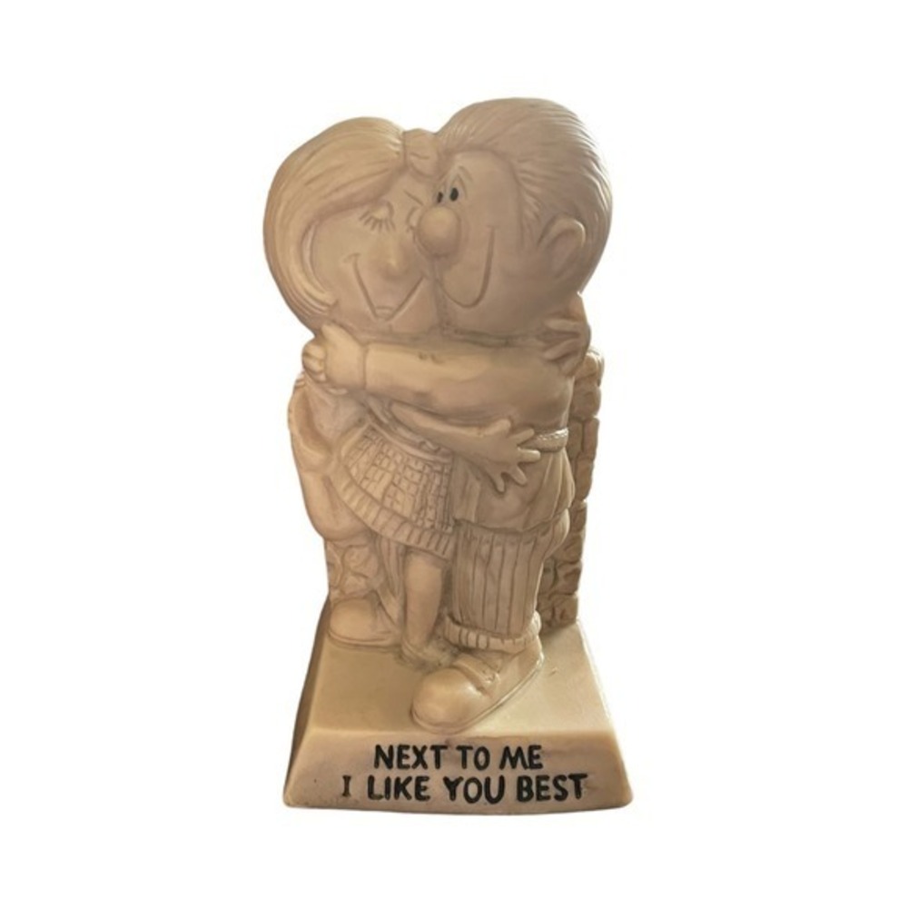 Vintage 1970 W & R Berries Co's Figurine